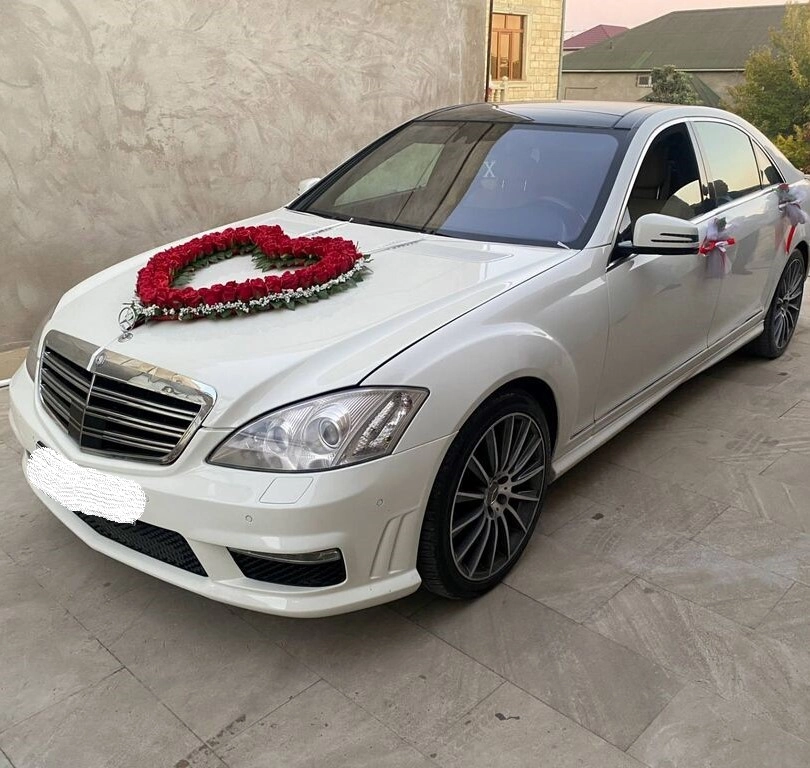 Toy maşın bəzəkləri