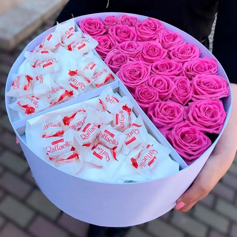 Çəhrayı roza və raffaello