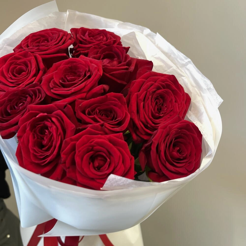 Qırmızı roza 11 ədəd