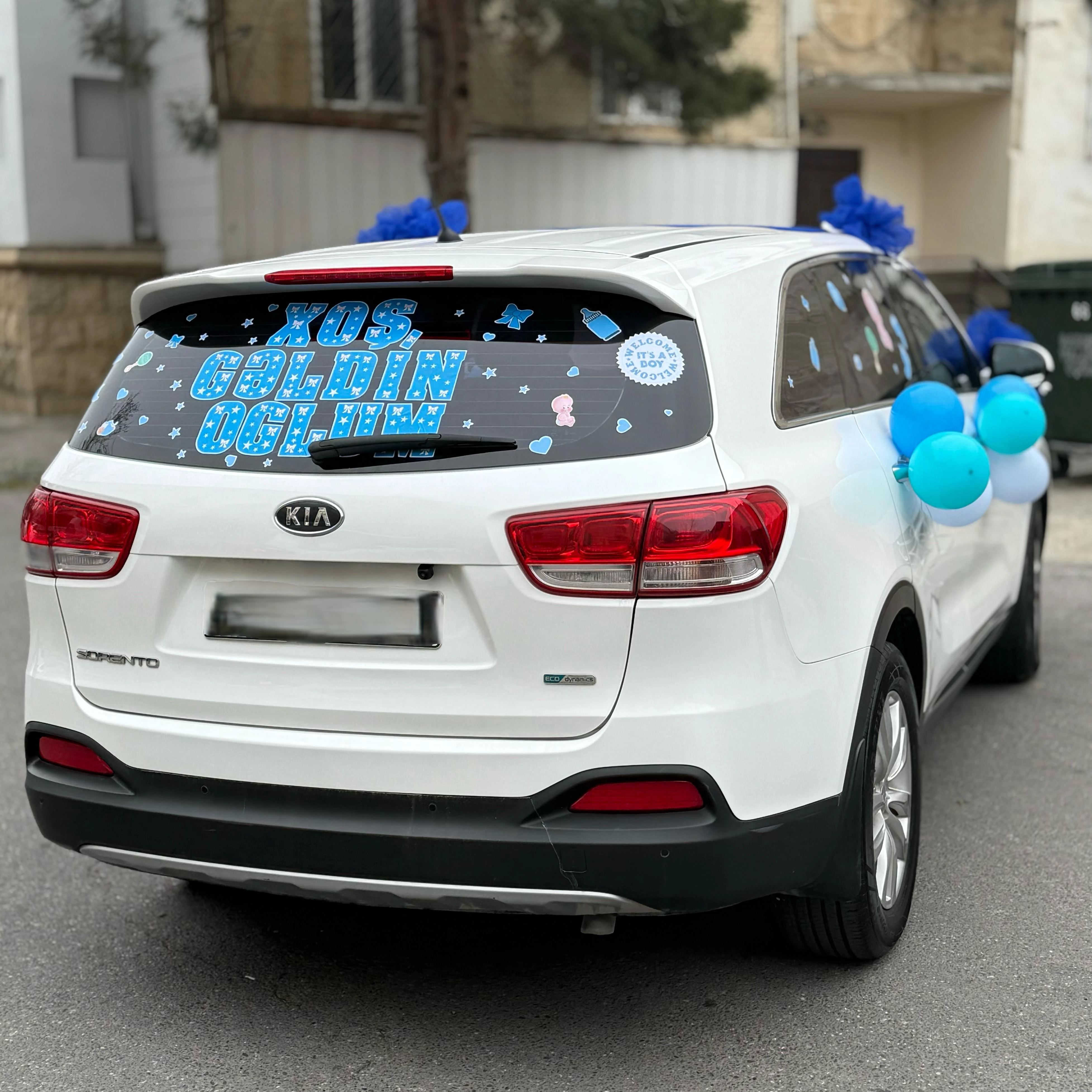 Xəstexana çıxışı maşın bəzəməsi