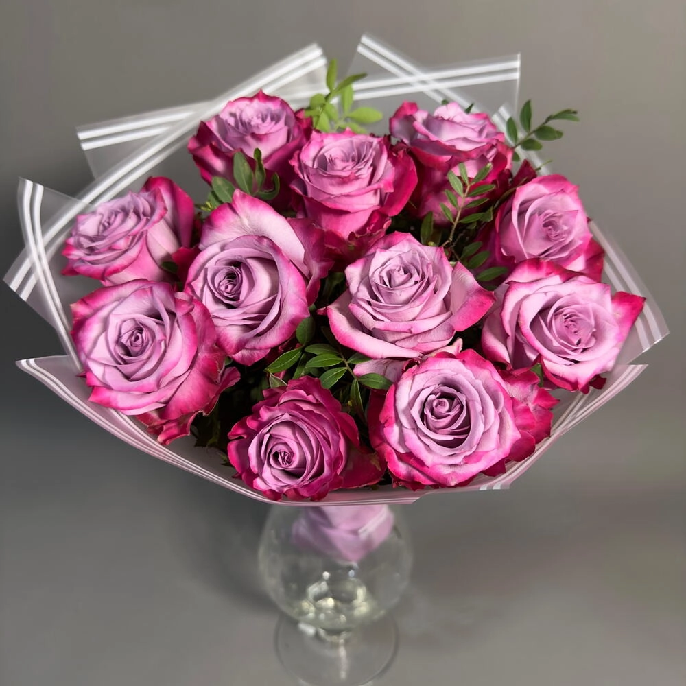 Gözəl qızılgül buketi