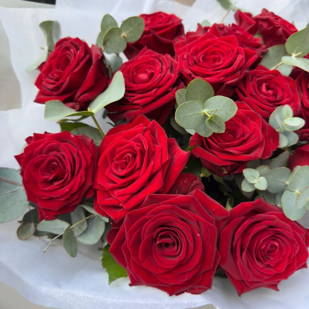 Qırmızı roza gul buketi