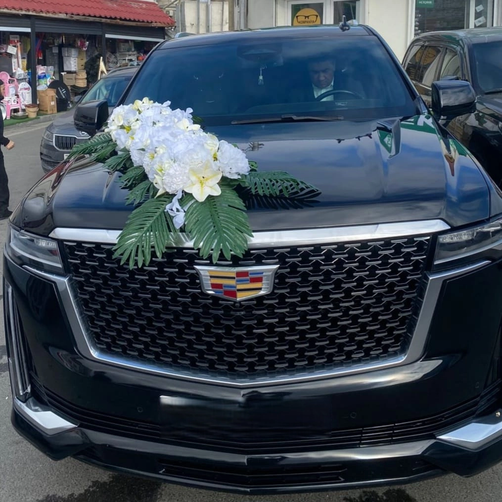 Gəlin maşın bəzəmə