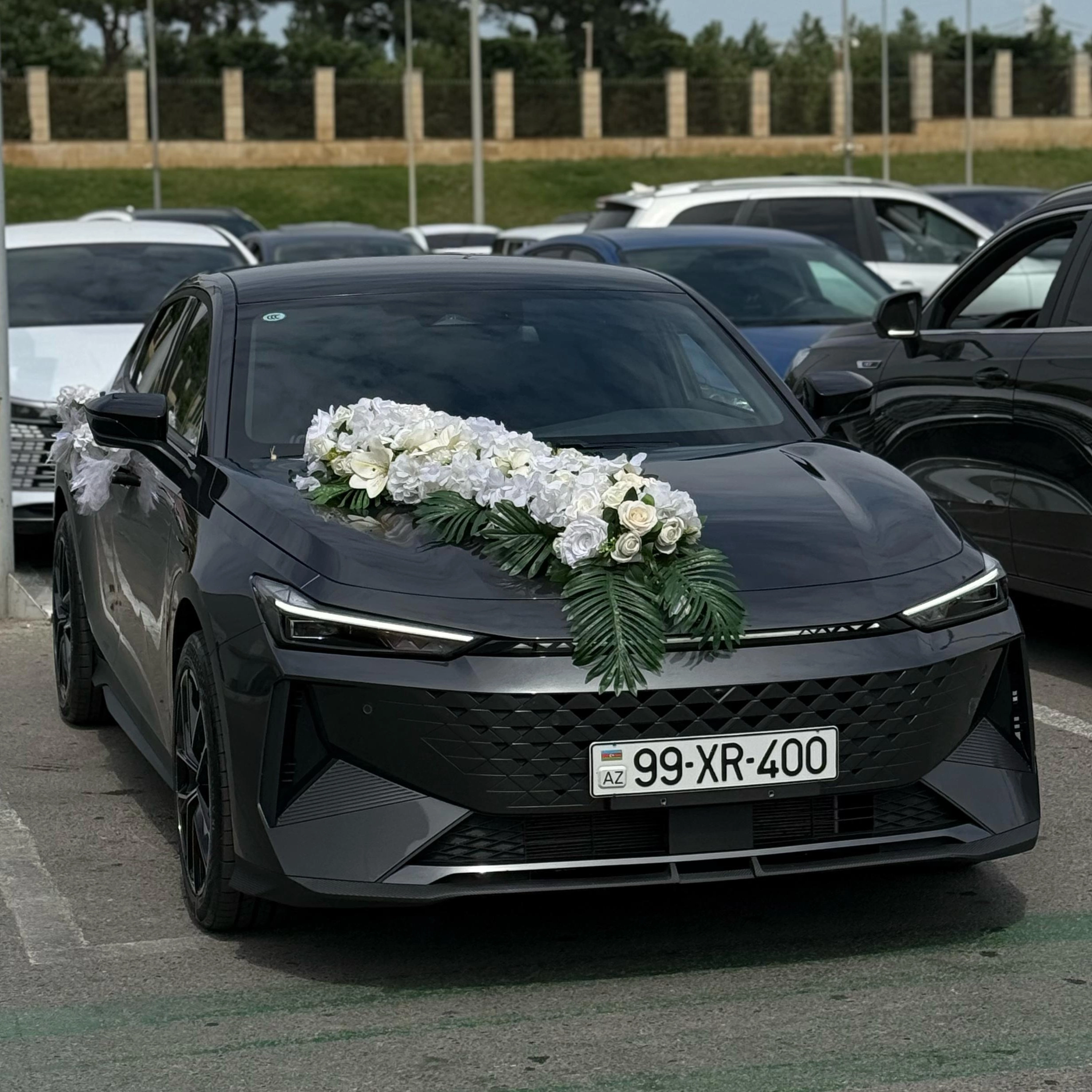 Toy maşını bəzəkləri