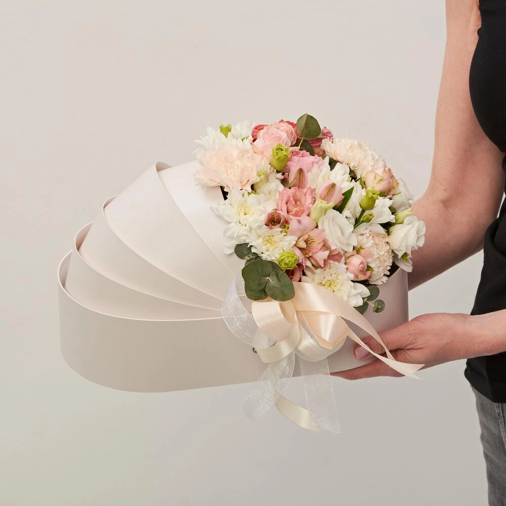 Xəstəxana çıxışı gül qutusu