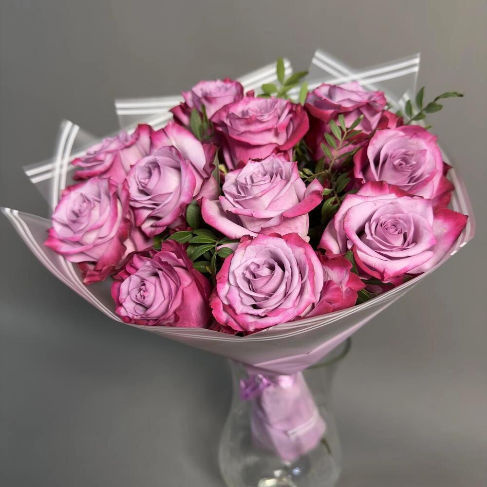 Gözəl qızılgül buketi