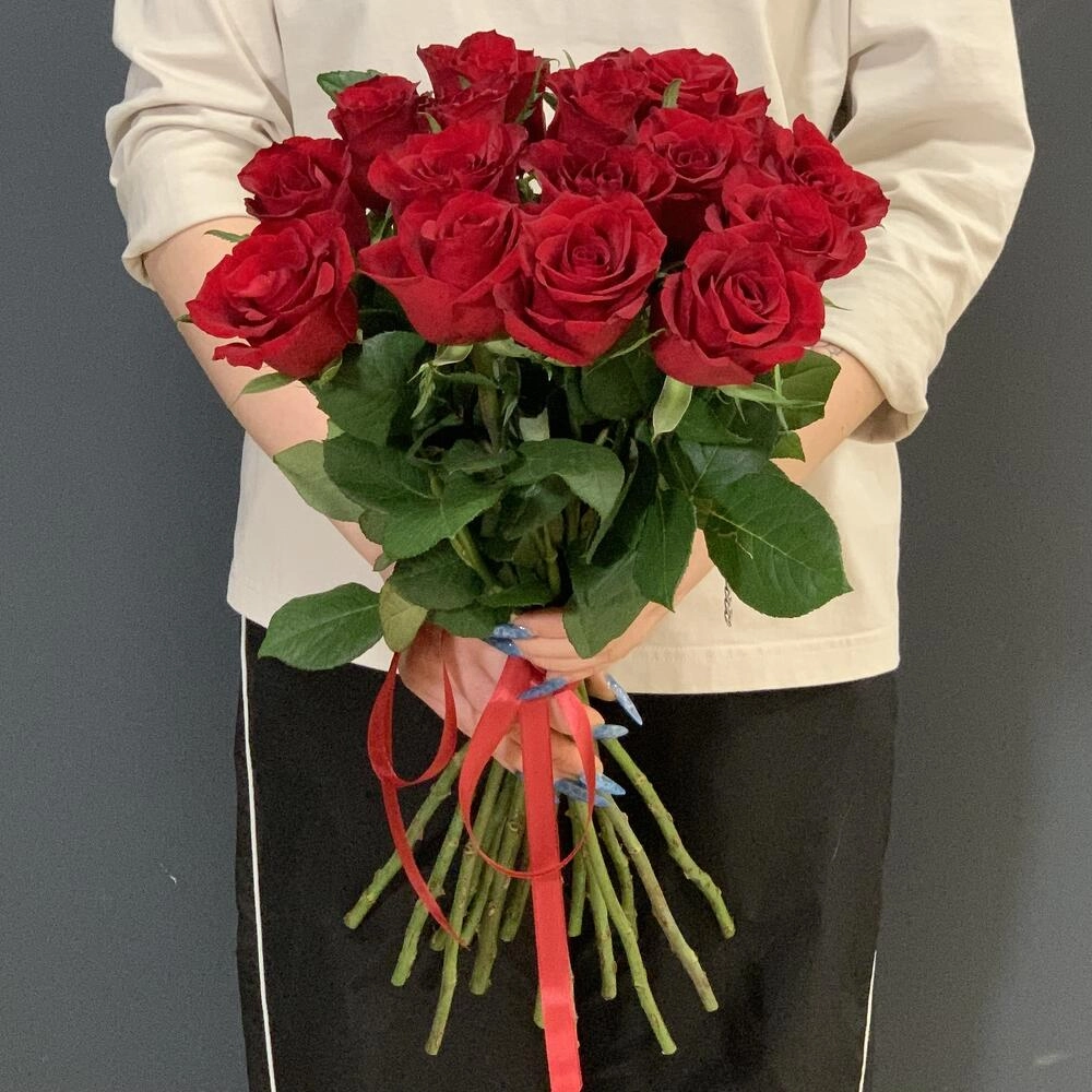 15 ədəd qırmızı qızılgül