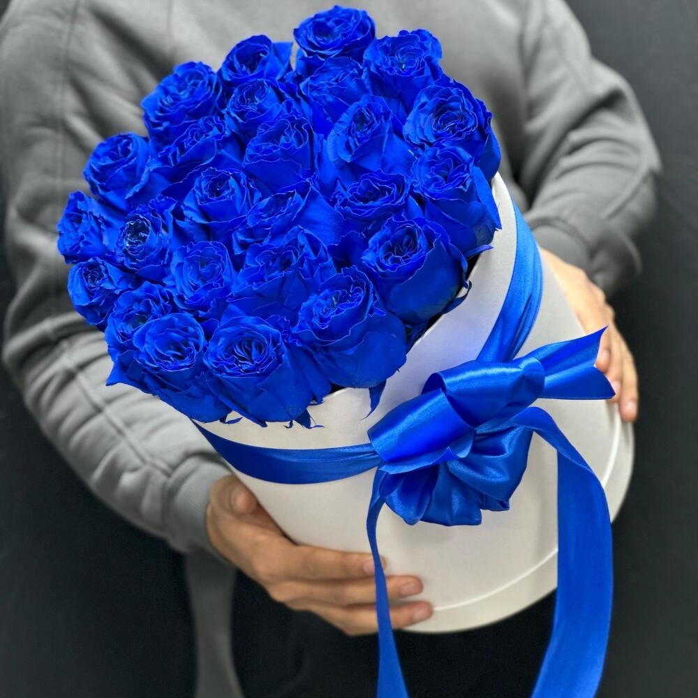 Mavi qızılgül qutuda