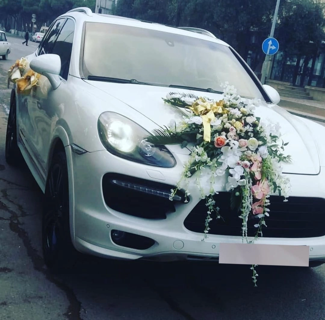 Bəy maşını bəzədilmə Toy