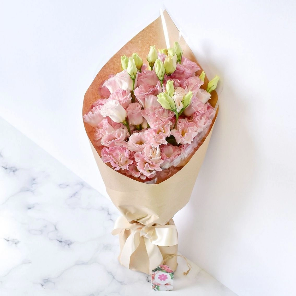 Eustoma buketdə Buketlər