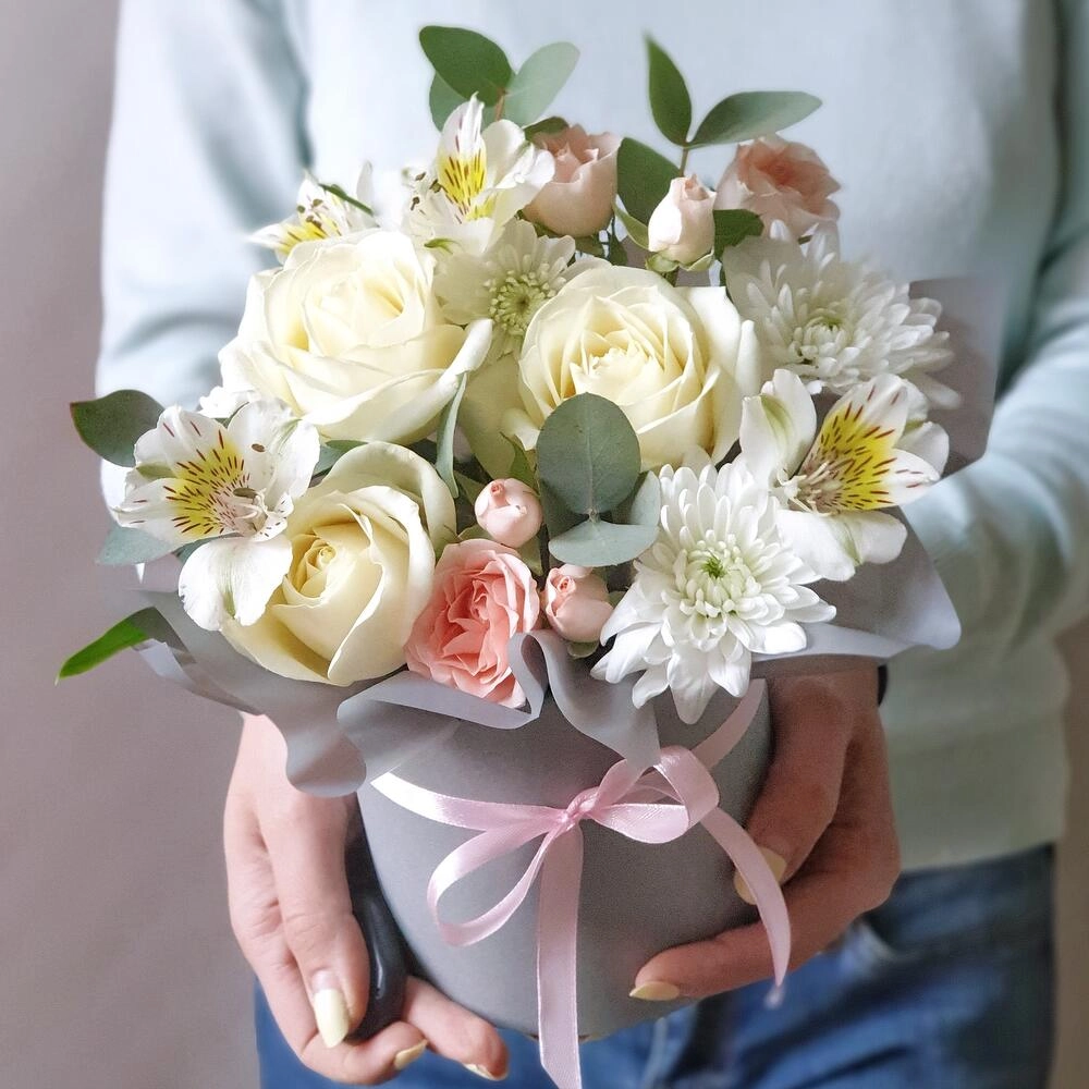 Krem rəngli güllər 8 mart - Image 3