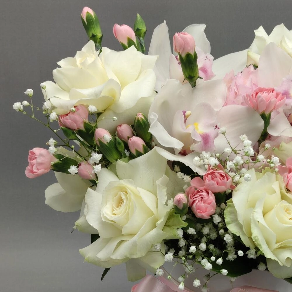 Orxideya və rozalar 8 mart - Image 2