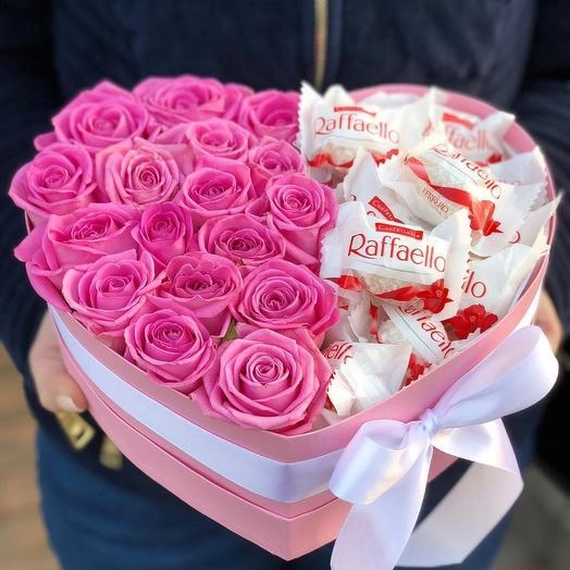 Raffaello və çəhrayı rozalar 8 mart