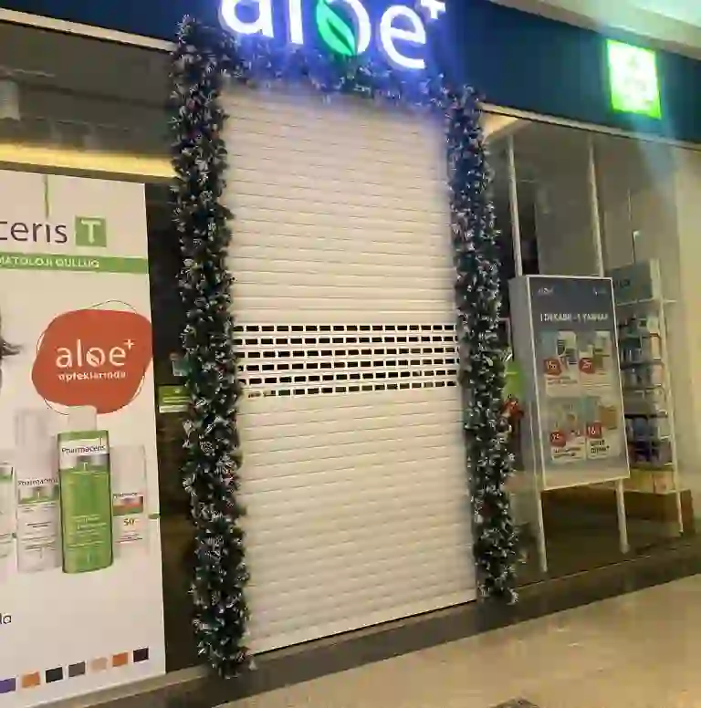 Mağaza üçün yeni il dekoru