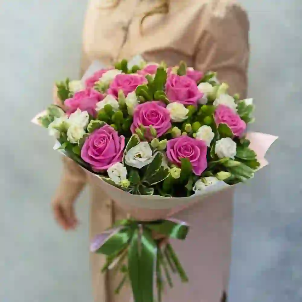 Qızılgül və eustoma