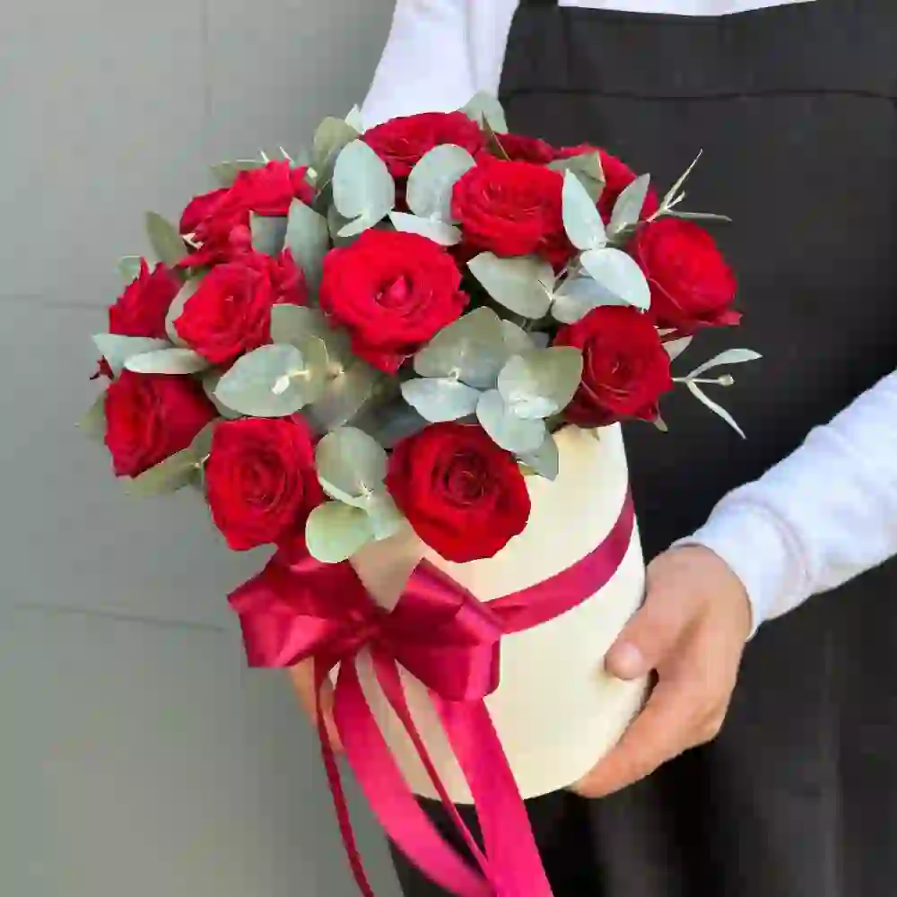 Red rose box