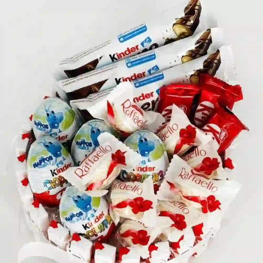 Kinder qutusu tort formasinda