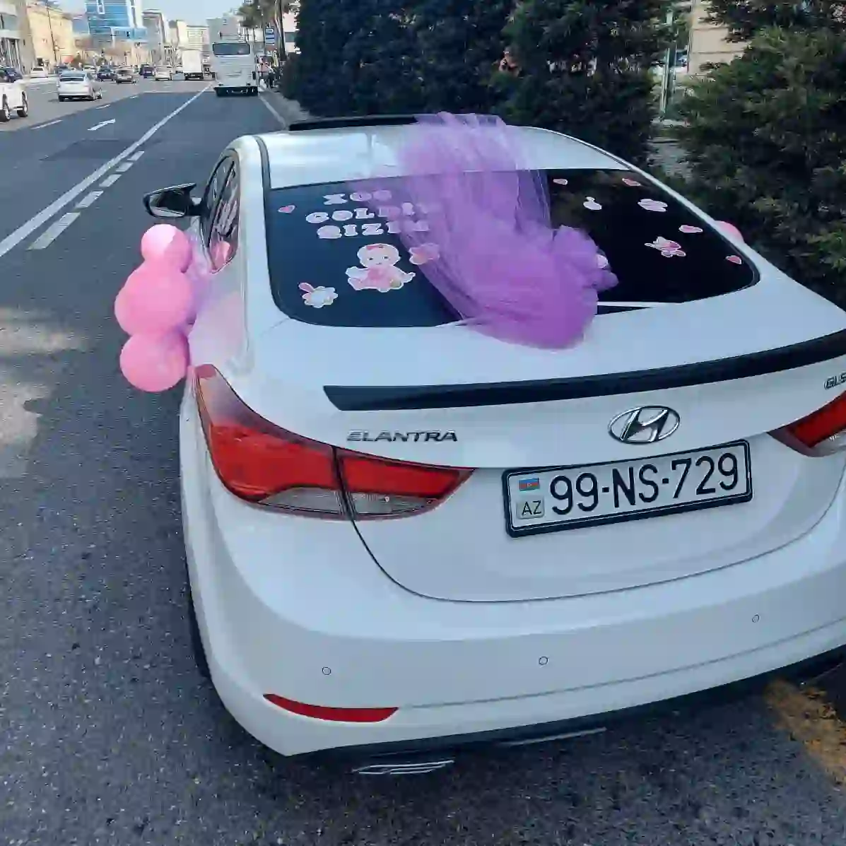 Yeni doğulan uşaqlar üçün maşın bəzəmə