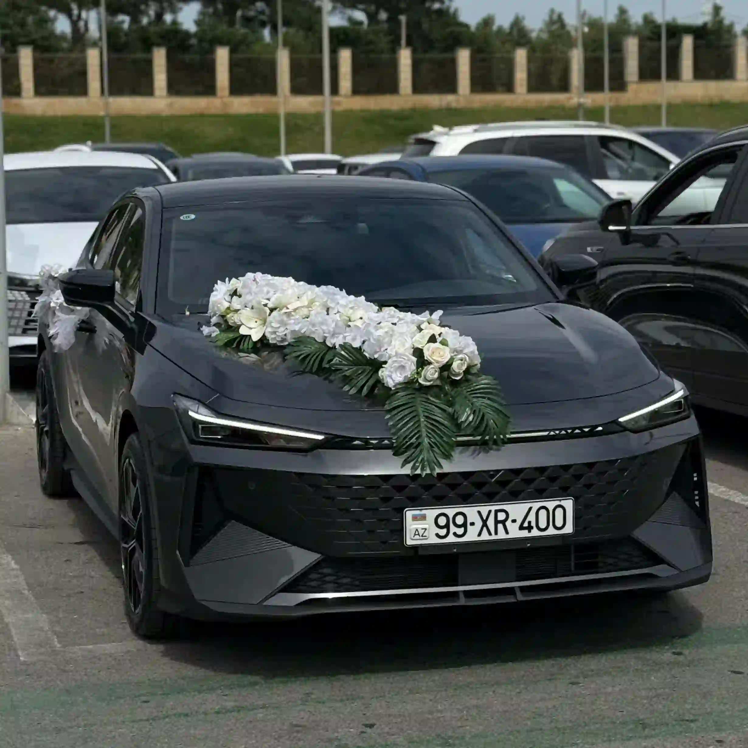 Toy maşını bəzəkləri