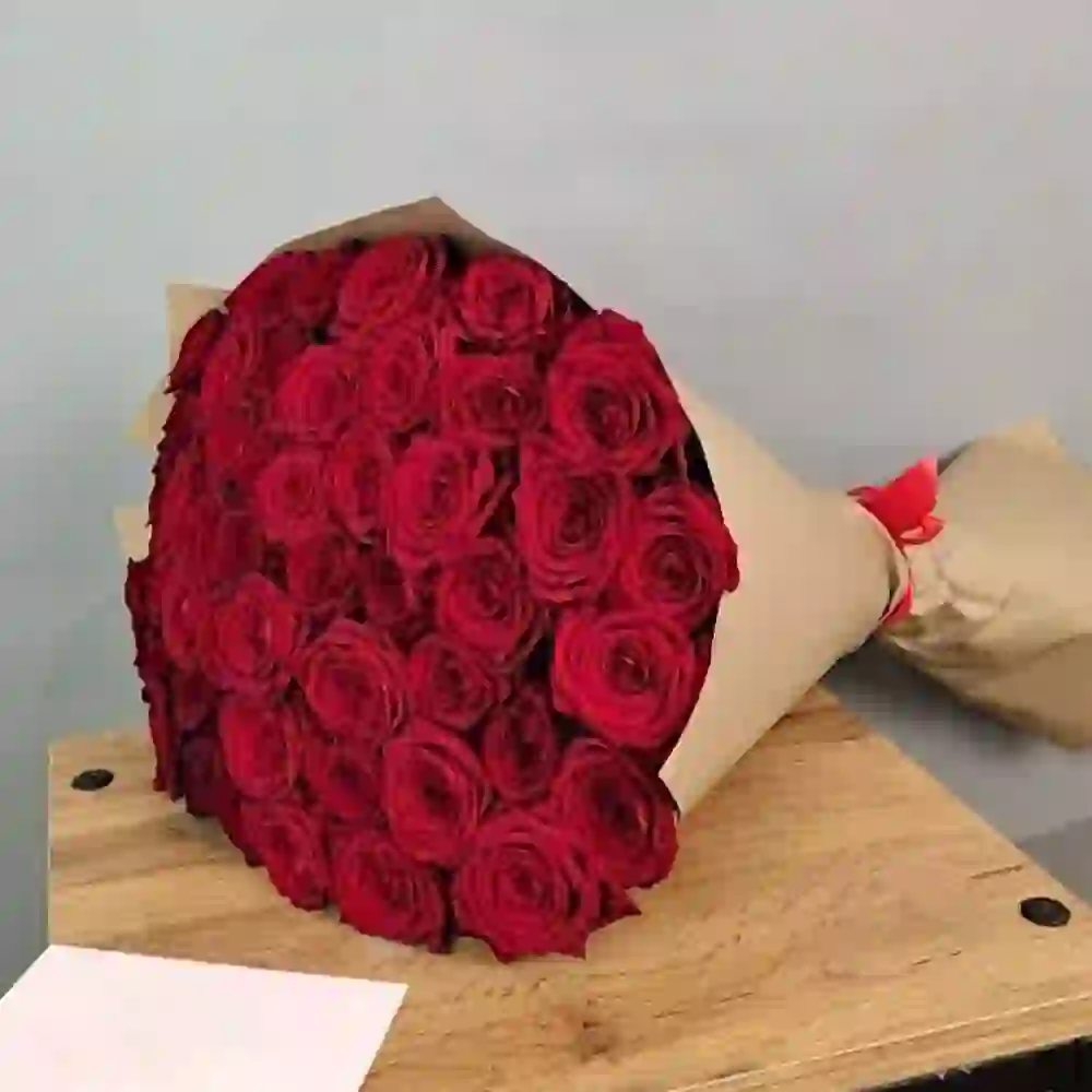 51 roza buketi