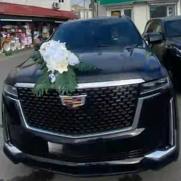 Gəlin maşın bəzəmə