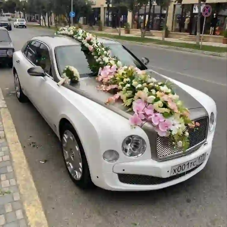 Maşın bəzəmə toy üçün