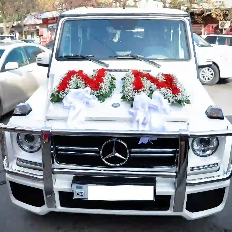 Maşın bəzədilmə toy üçün