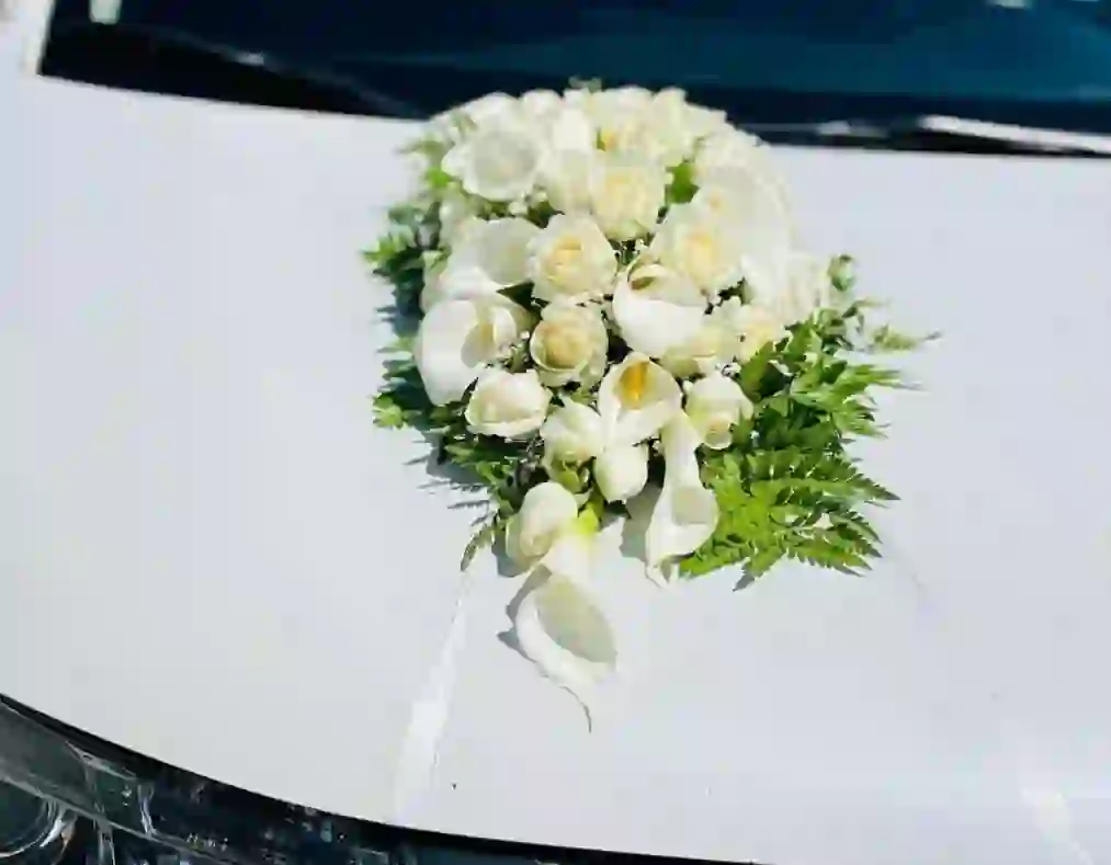 Gəlin maşınları bəzəyi