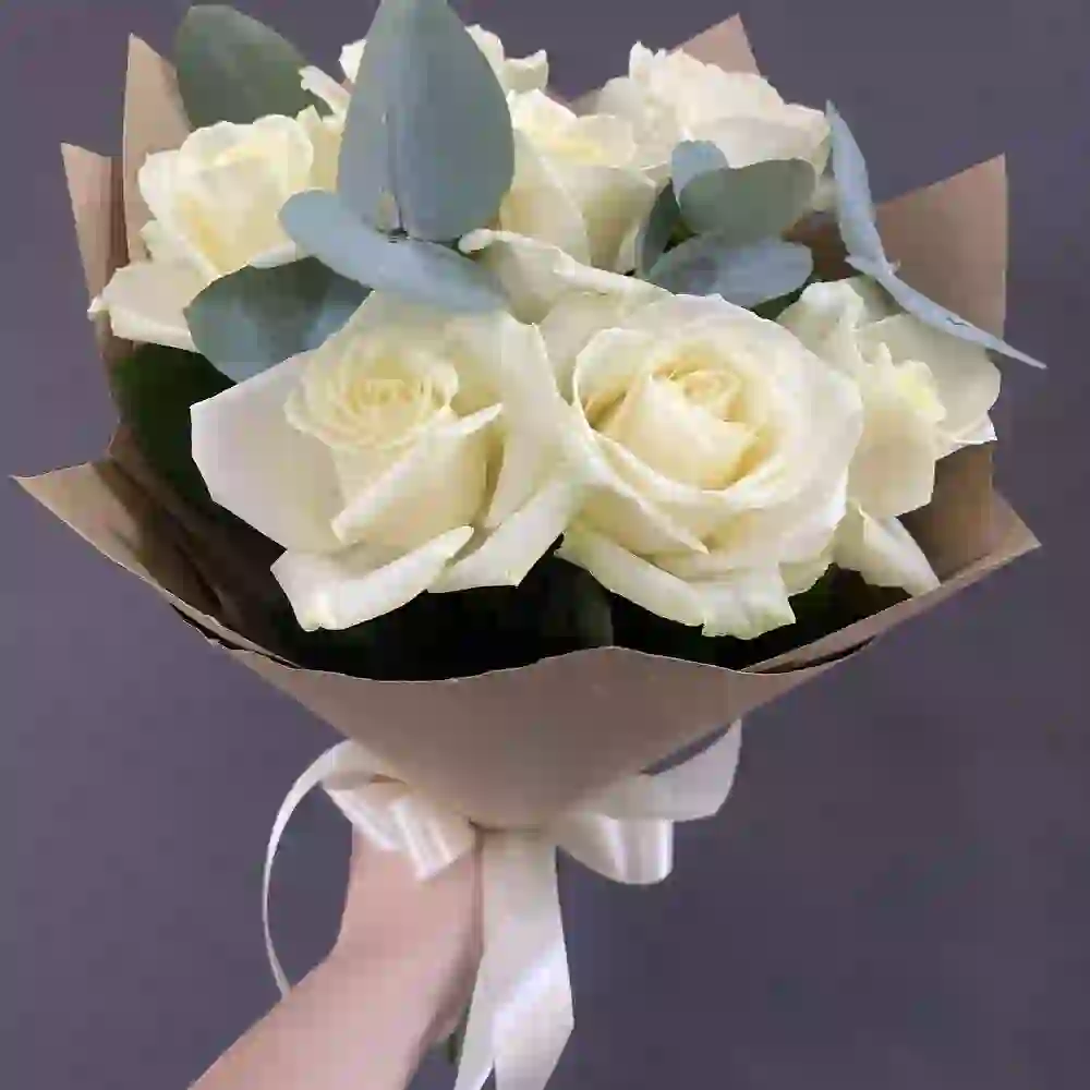 Ağ roza  7 ədəd